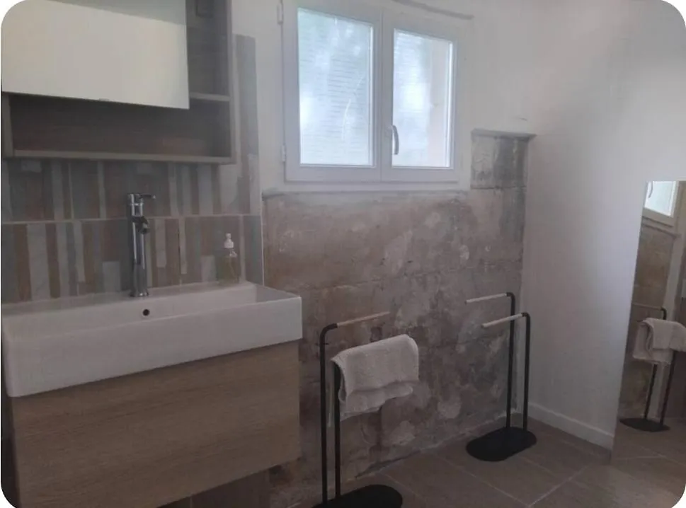 Coeur De Mas Entre Alpilles Et Camargue Avec Piscine Et Climatisation - 2 Chambres Arles