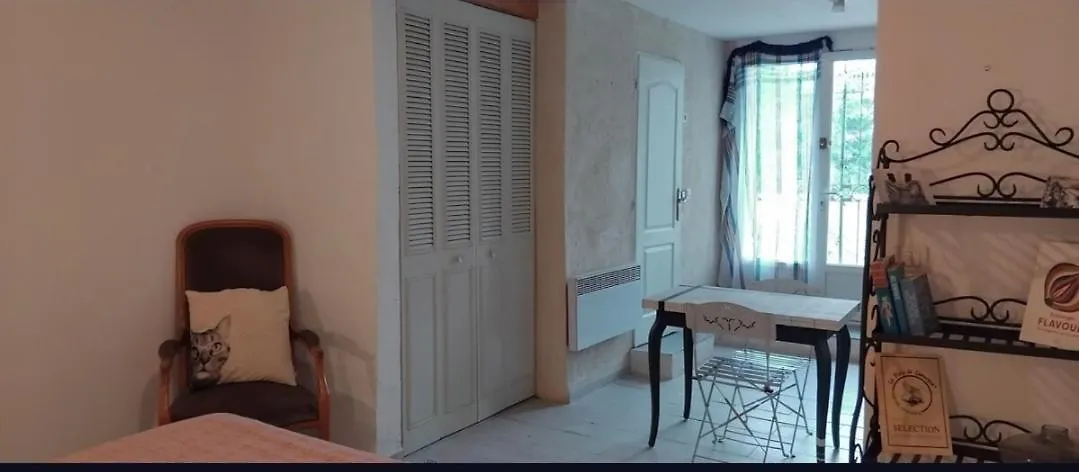 Apartment Coeur De Mas Entre Alpilles Et Camargue Avec Piscine Et Climatisation - 2 Chambres Arles France