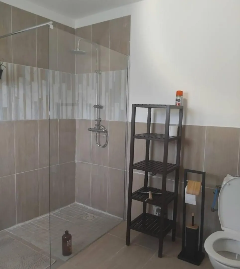 Appartement Coeur De Mas Entre Alpilles Et Camargue Avec Piscine Et Climatisation - 2 Chambres Arles