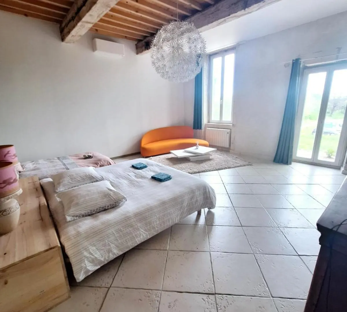 Appartement Coeur De Mas Entre Alpilles Et Camargue Avec Piscine Et Climatisation - 2 Chambres Arles